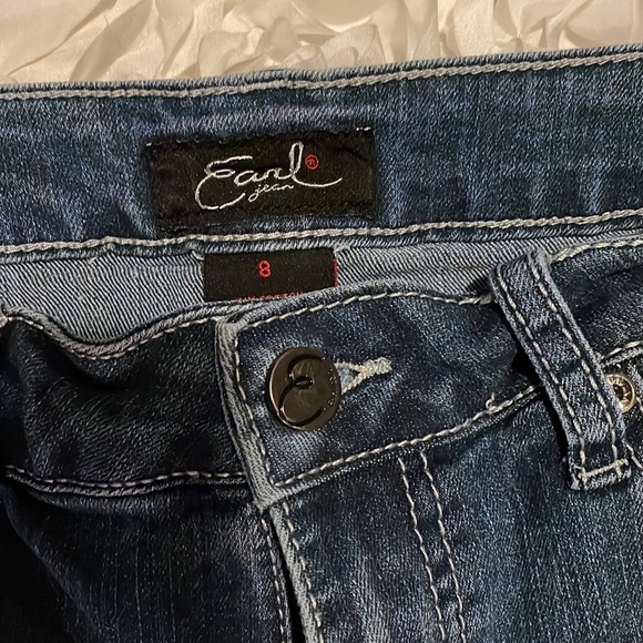 Earl Jean shorts - Picture 2 of 5